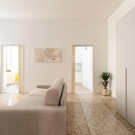 Canaletto Apartment
